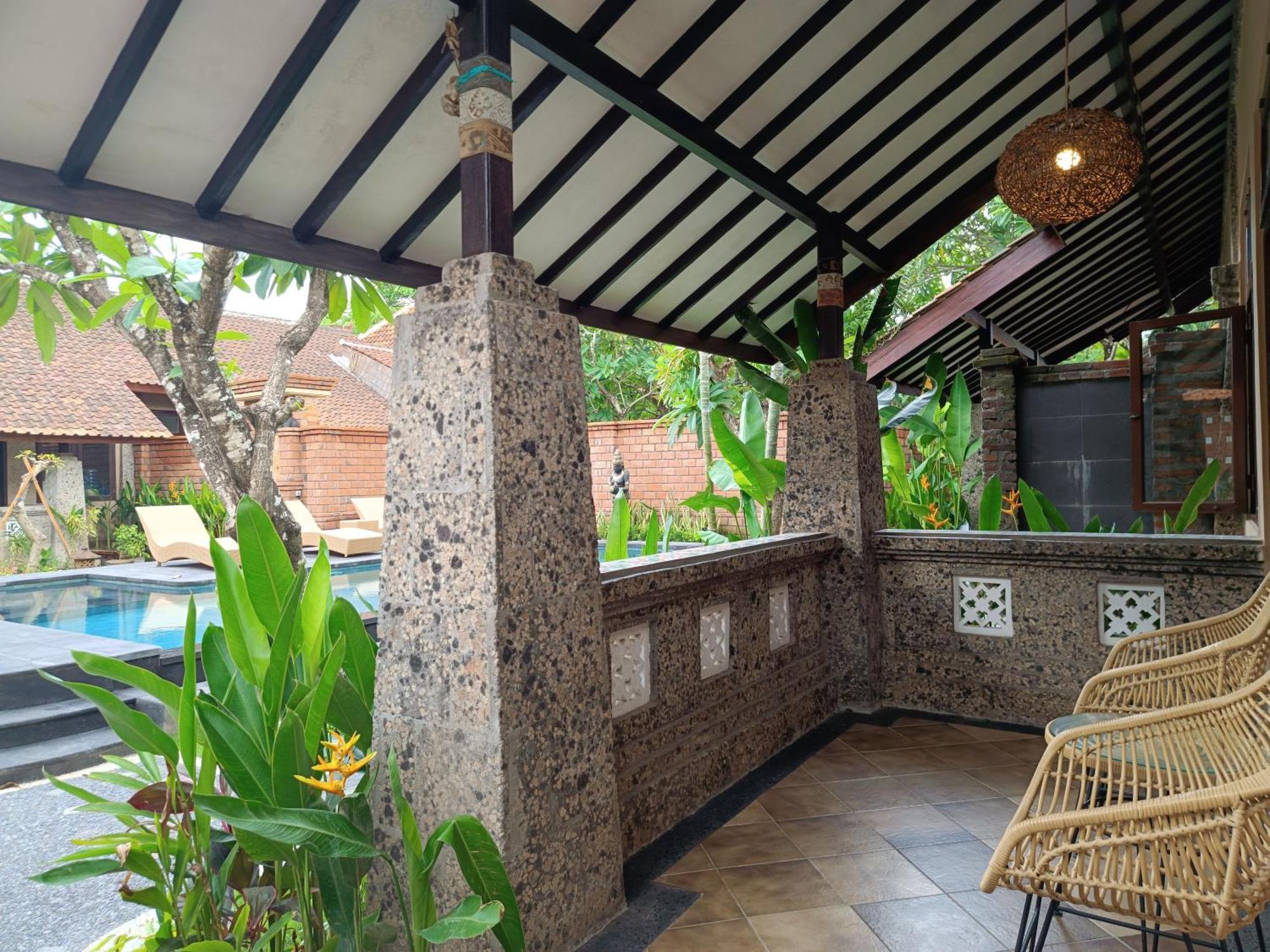 Mahe Garden Inn And Villas By Kamara Kuta  Exterior photo